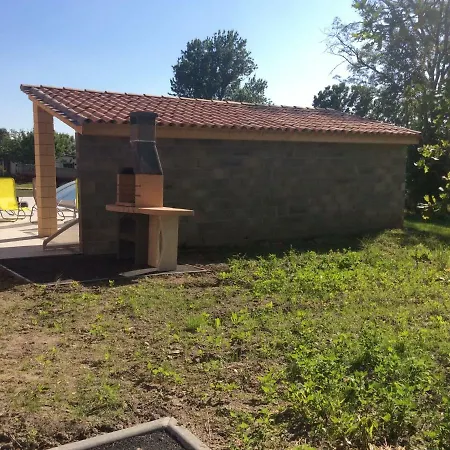 فندق مبيت وإفطار Du Puy De L'etang Laruscade