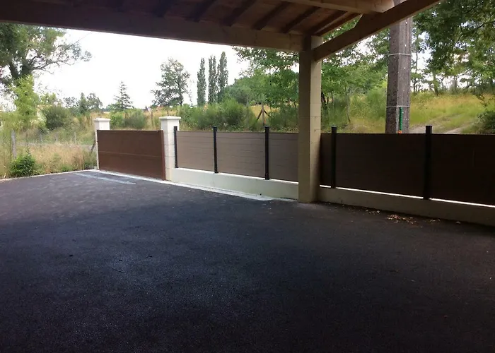 Du Puy De L'etang Laruscade